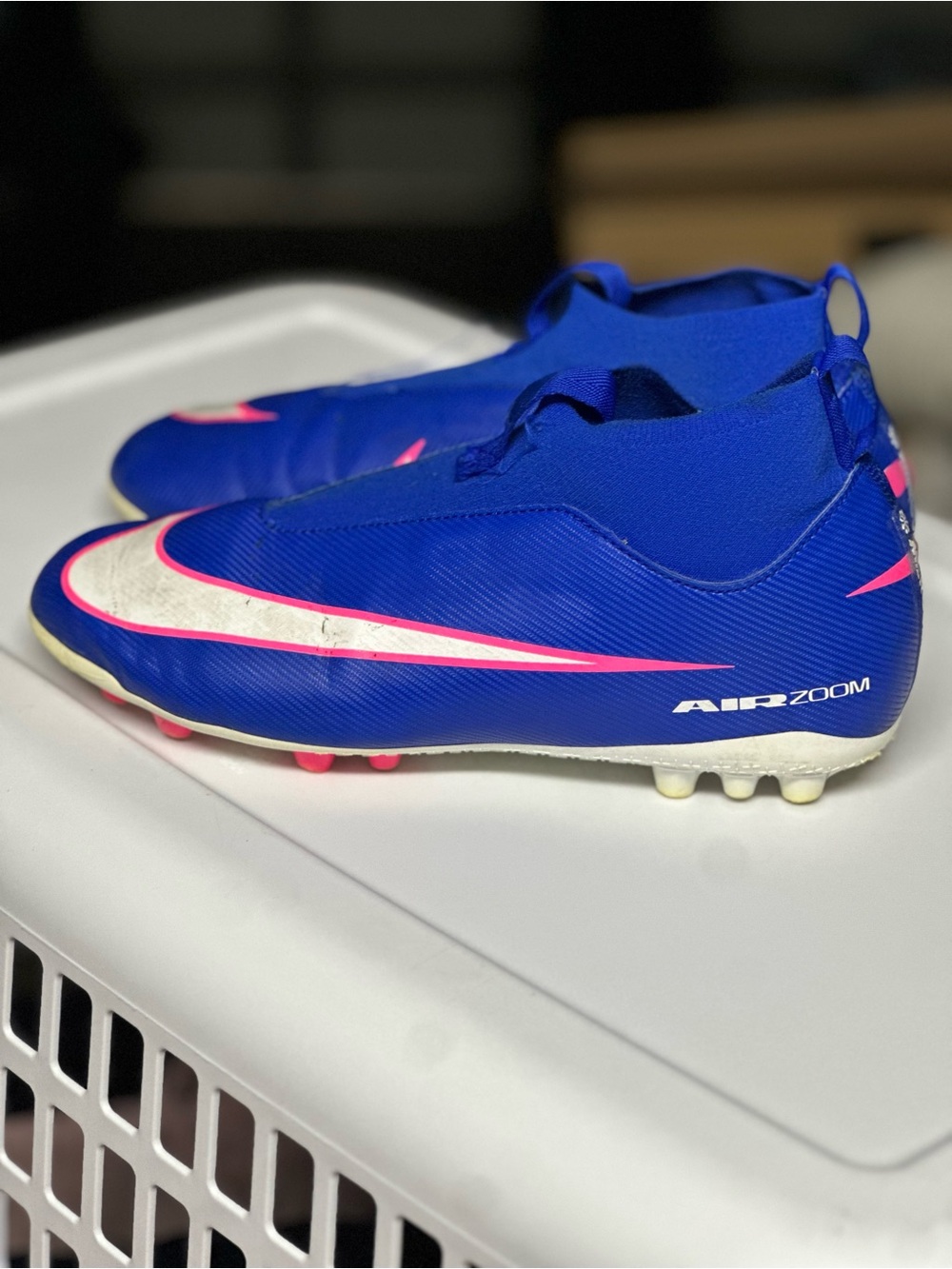 Nike Kids Blue and Pink Air Zoom Soccer Cleats